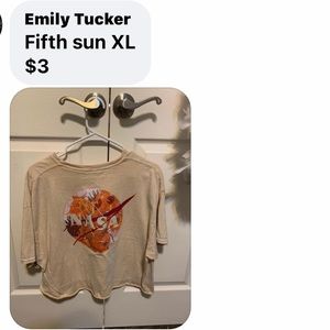 Fifth sun crop top size XL